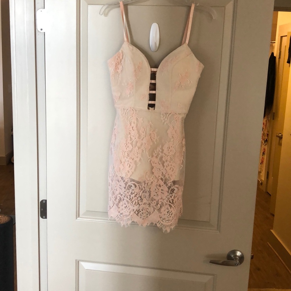 Bebe light pink and beige lace onset dress